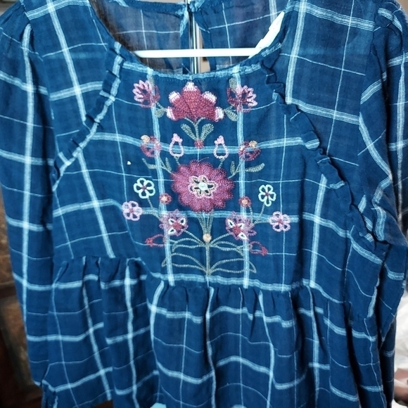 Blue Rain Embroidered navy plaid top med Francesca's - Picture 9 of 12